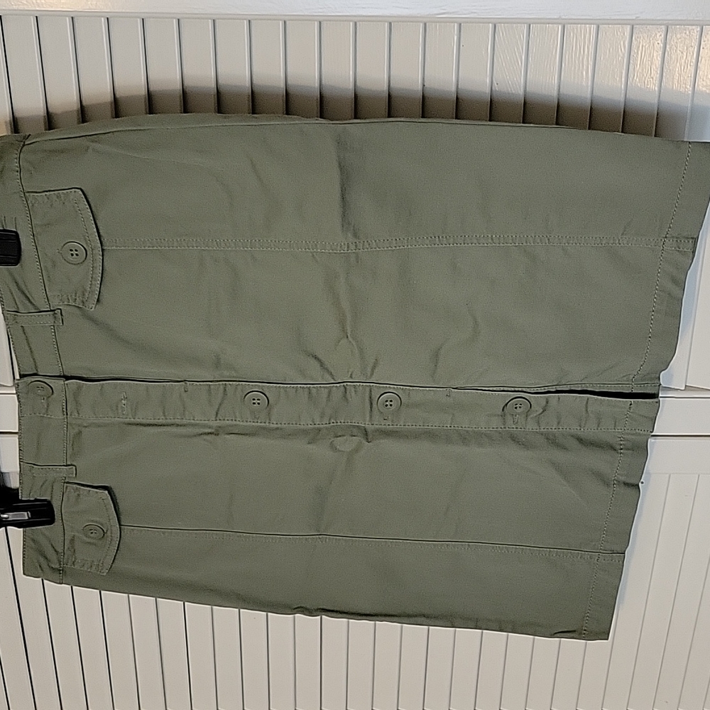 New York & Company olive green skirt. Size 8